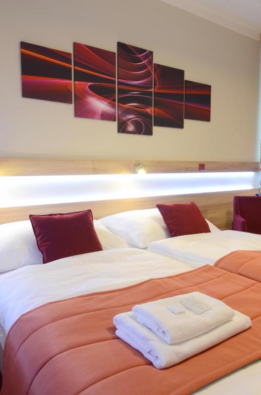 Hotel Uno Усти-над-Орлици Номер фото